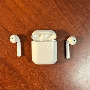 Apple Airpods Gen 1